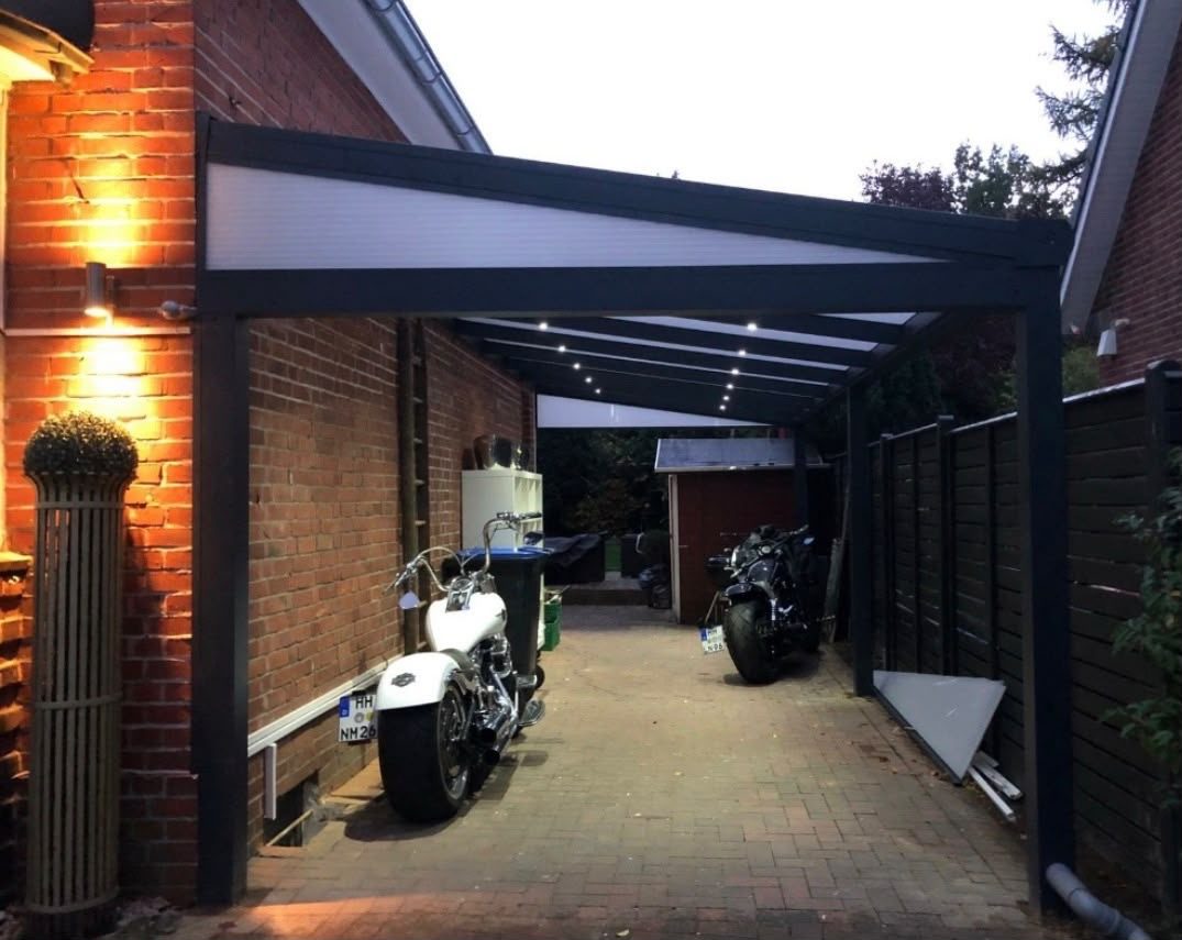 Carport mit LED-Beleuchtung bei Nacht – eigenes Projekt